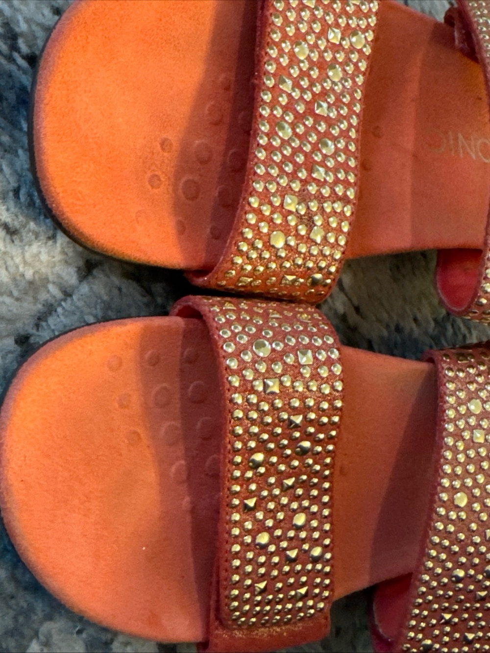 Vionic Samoa Sandals Orange Pink Gold stud Studded shoes slides two strap size 7 - Picture 2 of 6